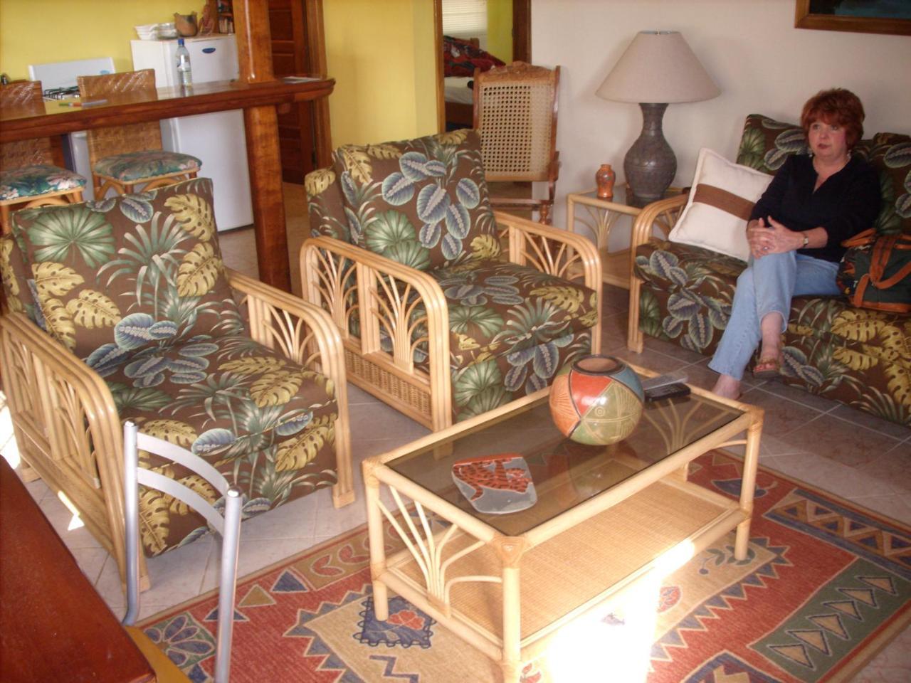 Green Parrot Beach Houses And Resort Placencia Extérieur photo